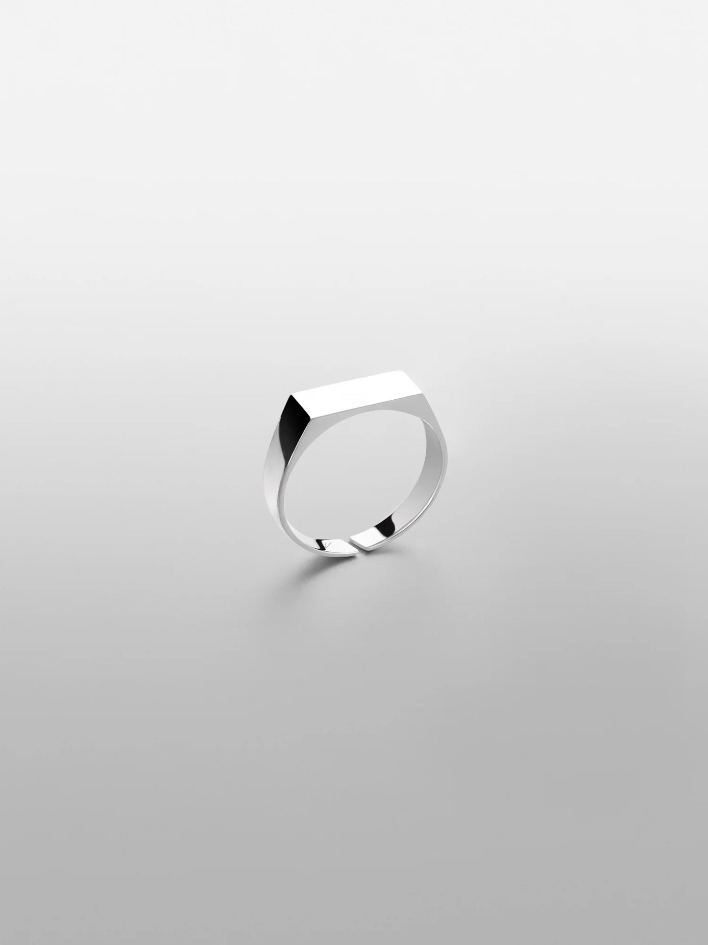 UNISIZE SIGNET RING